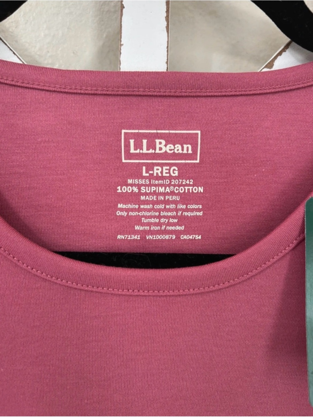 LL Bean T shirt - Large NWT - Picture 3 of 3
